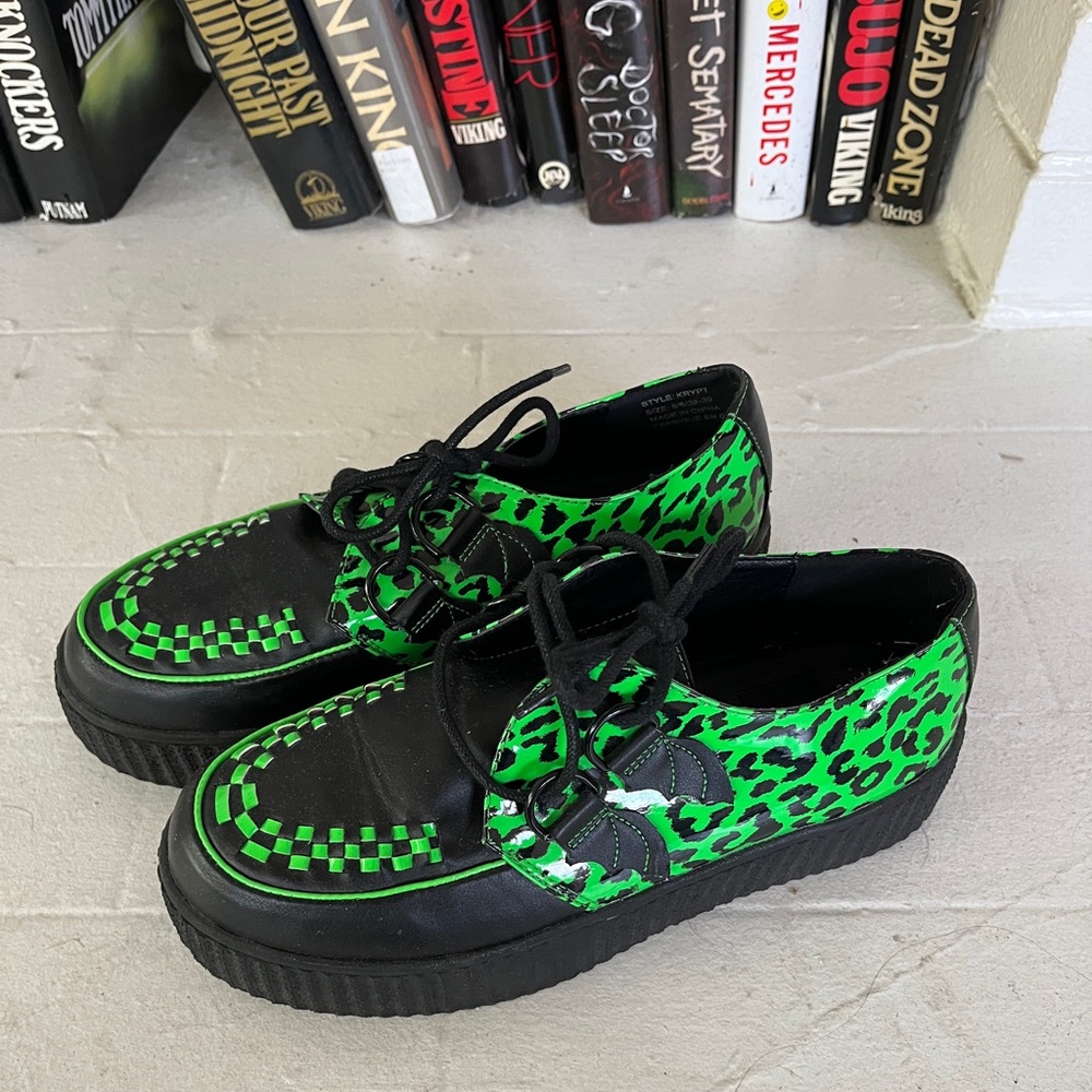 Strangecvlt green leopard punk creepers 1.5” platform sz 7